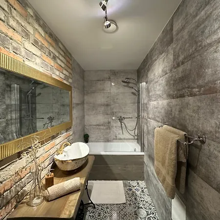 Old Retro With Self Check-in Riga