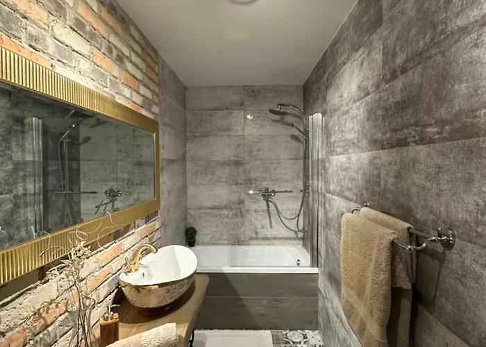 Old Retro With Self Check-in Riga