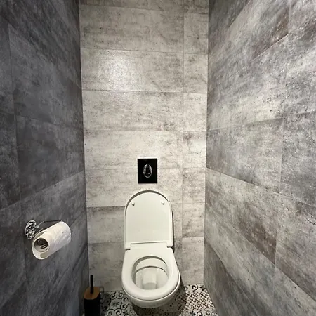 Old Retro With Self Check-in Apartment Riga